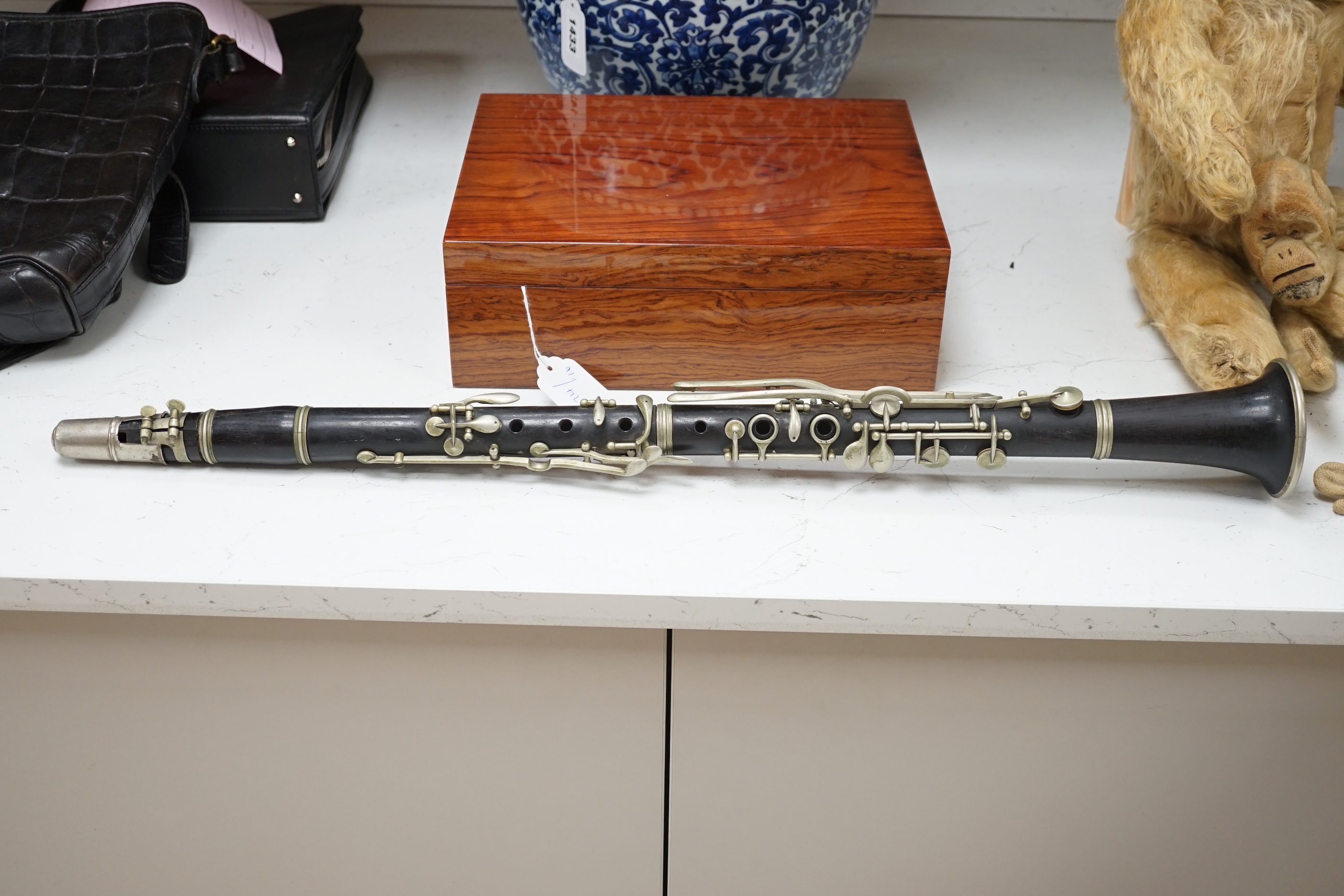 An unmarked wooden clarinet